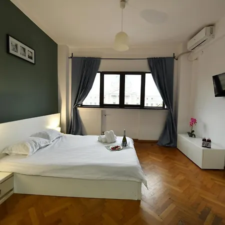 Great View, 2 Bdr Ap In Center Very Close To Old Town *