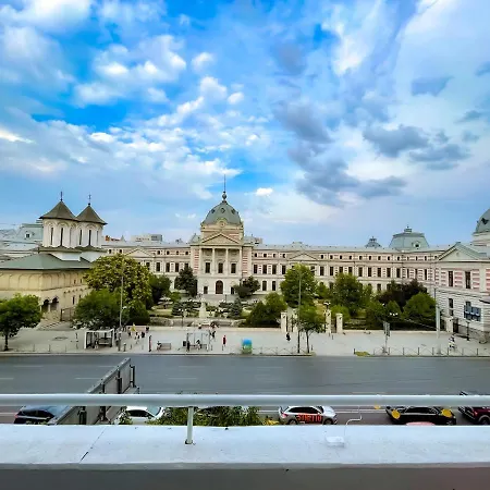 Great View, 2 Bdr Ap In Center Very Close To Old Town Daire Bükreş