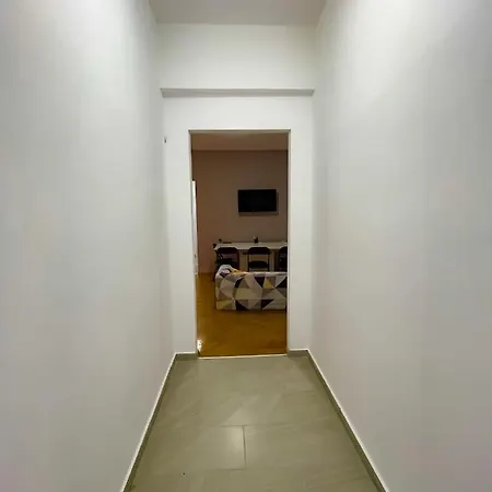 Great View, 2 Bdr Ap In Center Very Close To Old Town בוקרשט
