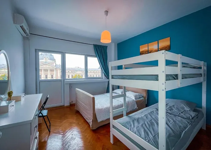 Great View, 2 Bdr Ap In Center Very Close To Old Town *