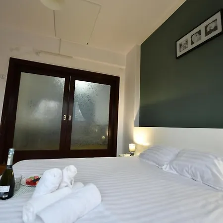 Great View, 2 Bdr Ap In Center Very Close To Old Town *