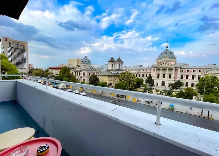 Great View, 2 Bdr Ap In Center Very Close To Old Town *